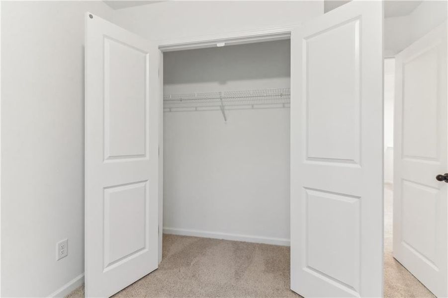Spacious, unfurnished interior of a new home in Laurelwood, Douglasville (Image 40).
