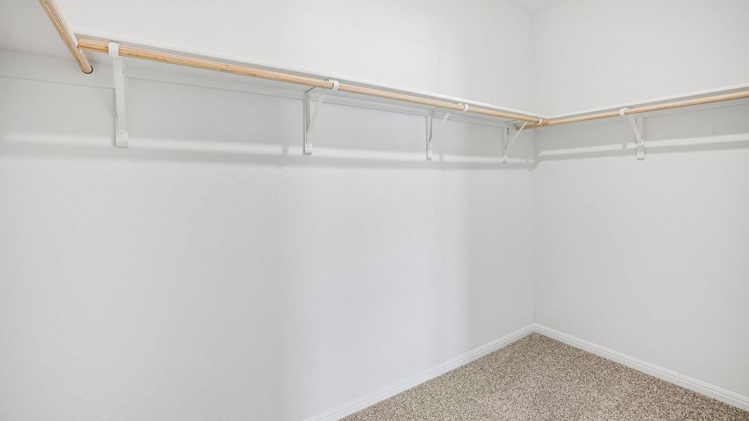 Spacious, unfurnished interior of a new home in Bar W Ranch, Leander (Image 24).