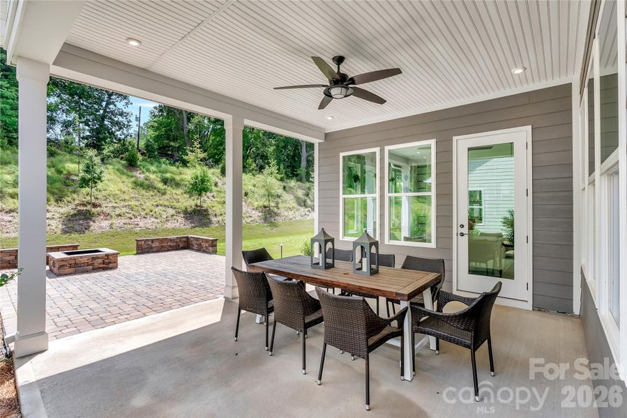 Model Home Photos used for Reference. Actual Home Features, Finishes, Colors and Options May Vary.