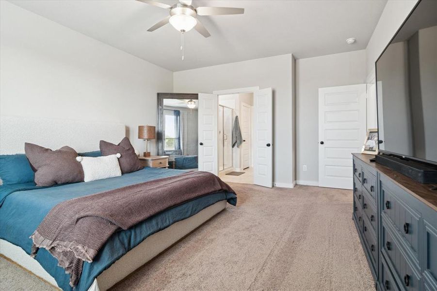 Furnished interior view inside a new home in Creekside, Royse City (Image 33).
