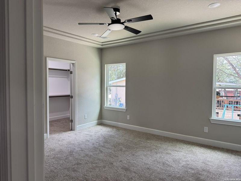 Spacious, unfurnished interior of a new home in , Spring Branch (Image 34).