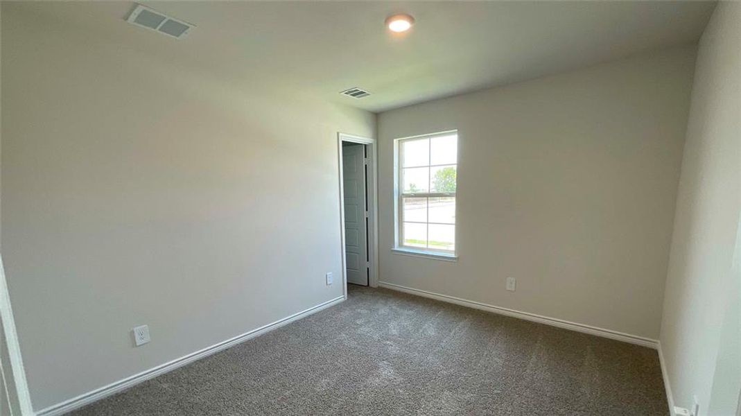 Spacious, unfurnished interior of a new home in Elevon, Lavon (Image 14). Spacious, unfurnished interior of a new home in Elevon, Lavon (Image 14).