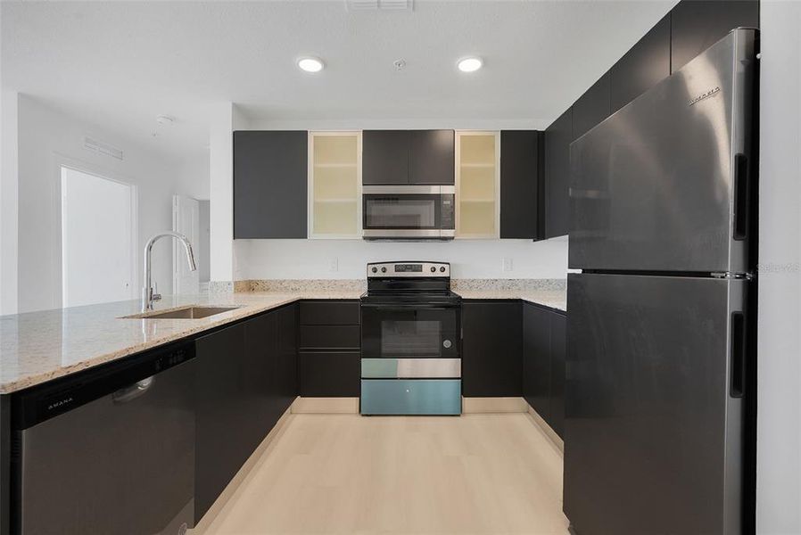 Furnished interior view inside a new home in , Orlando (Image 5).