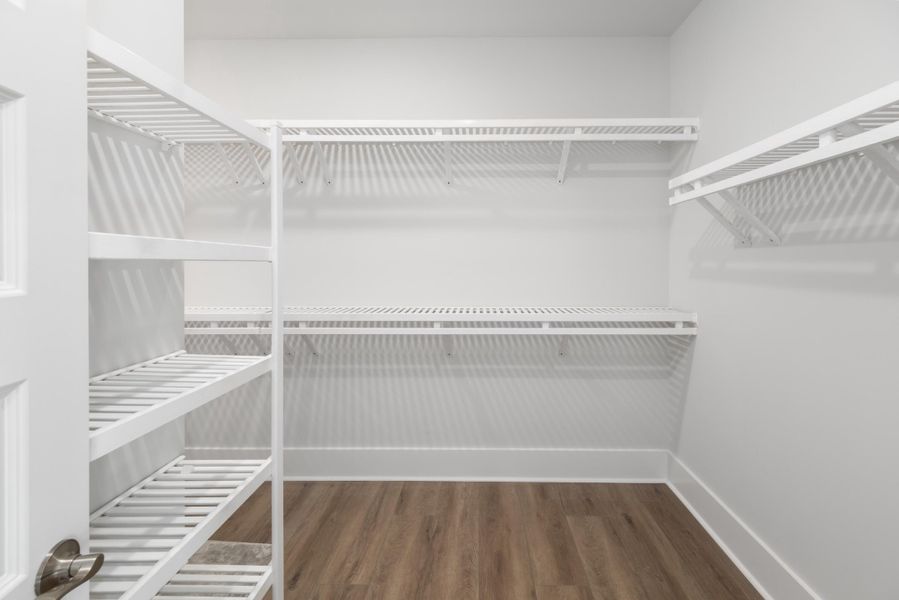 Spacious, unfurnished interior of a new home in Wando Village, Charleston (Image 55).