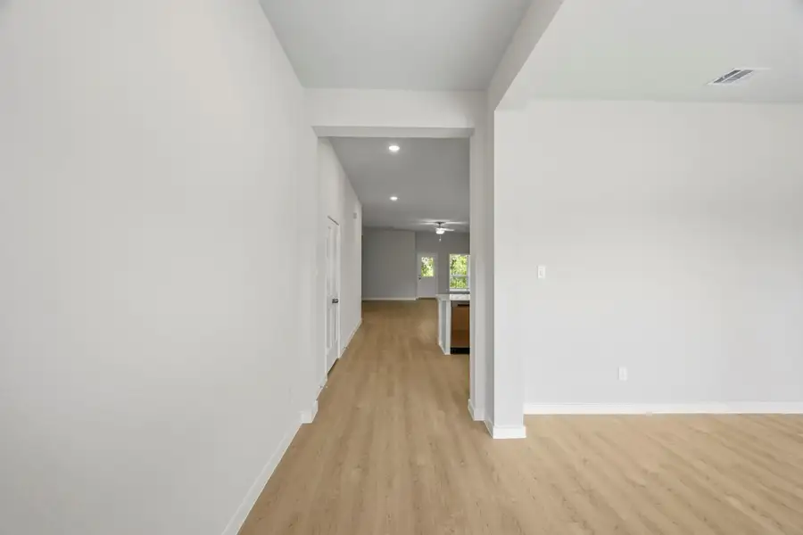 Spacious, unfurnished interior of a new home in Audubon, Magnolia (Image 22).