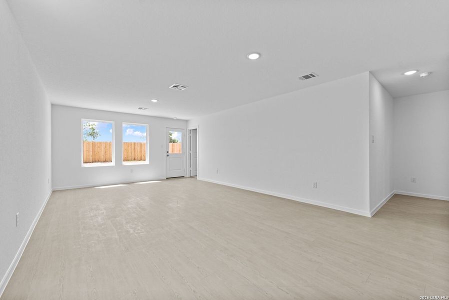 Spacious, unfurnished interior of a new home in Guadalupe Ridge, New Braunfels (Image 24). Spacious, unfurnished interior of a new home in Guadalupe Ridge, New Braunfels (Image 24).