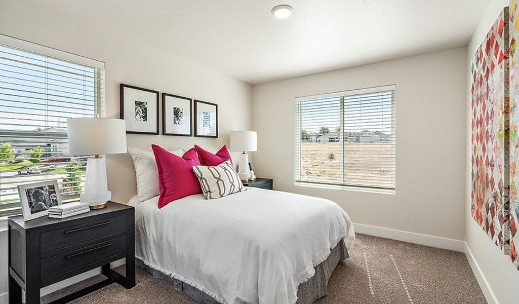 Hemingway-B721-Timberline Bedroom