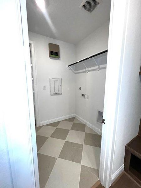 Spacious, unfurnished interior of a new home in Evergreen 55', Conroe (Image 7).