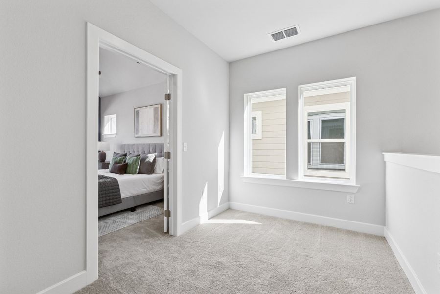 Spacious, unfurnished interior of a new home in The Twilight at Goodnight Ranch, Austin (Image 14).