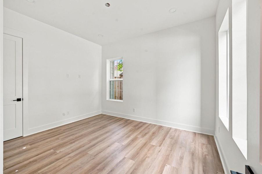 Spacious, unfurnished interior of a new home in , Houston (Image 22). Spacious, unfurnished interior of a new home in , Houston (Image 22).