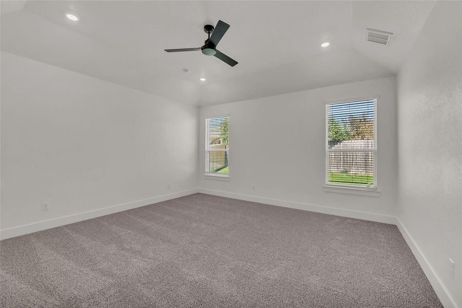 *Please note: These interior photos are not of the actual home but are from a previously completed home with a similar floor plan. Finishes, features, and layout may vary.