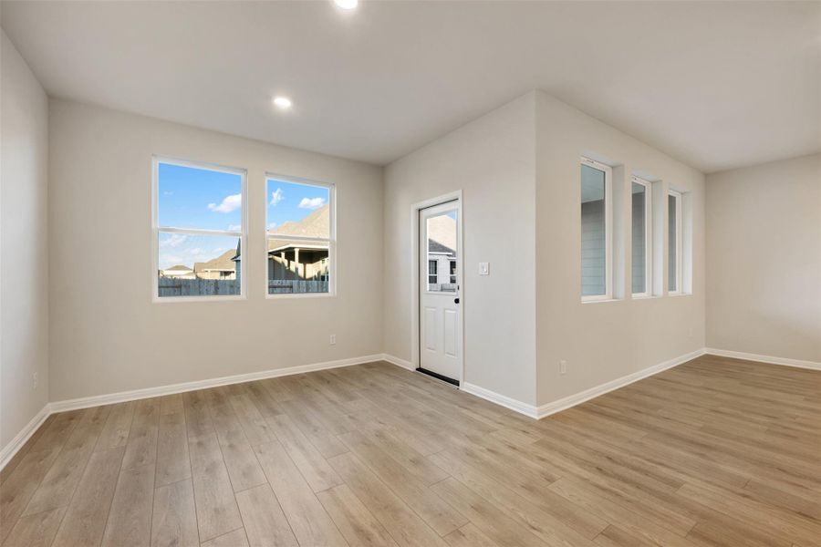 Photos are representative images and renderings for illustrative purposes only. Actual structural options and design images of the home may vary. Photos are representative images and renderings for illustrative purposes only. Actual structural options and design images of the home may vary.