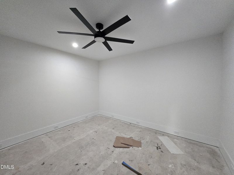 1000007438 1000007438