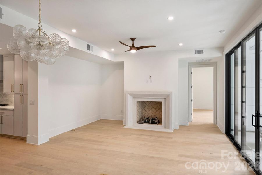Spacious, unfurnished interior of a new home in , Charlotte (Image 41).