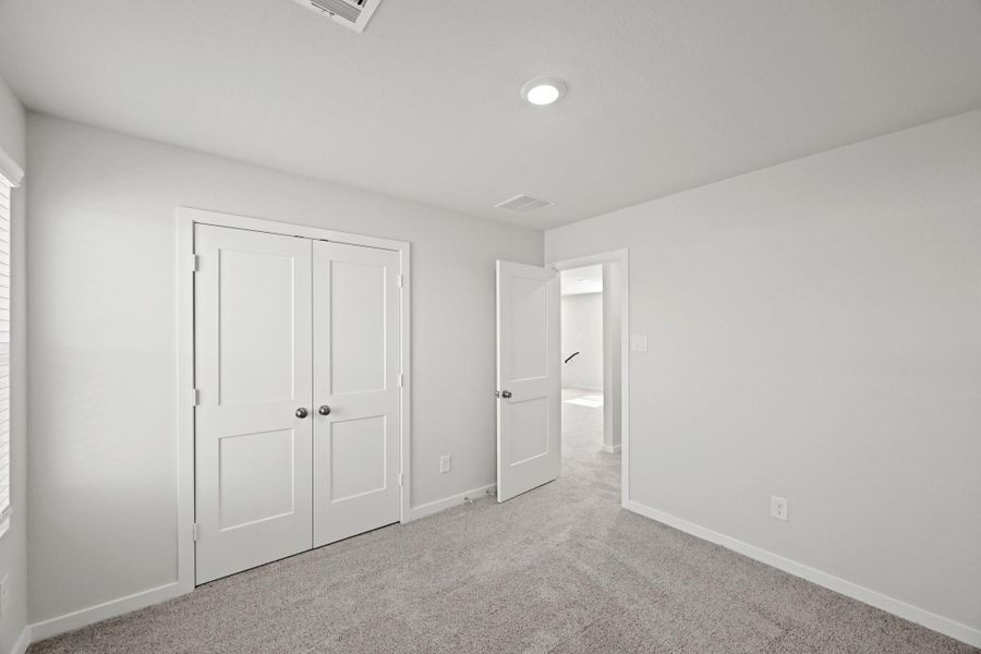 Spacious, unfurnished interior of a new home in Lonestar Collection at Paloma at Sanford Farms, Waller (Image 33).