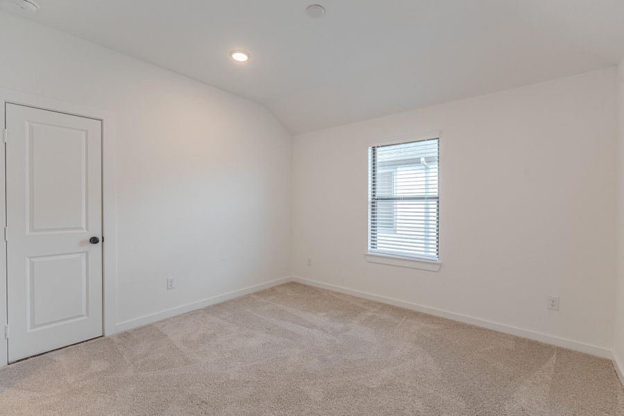 Spacious, unfurnished interior of a new home in , Porter (Image 38).