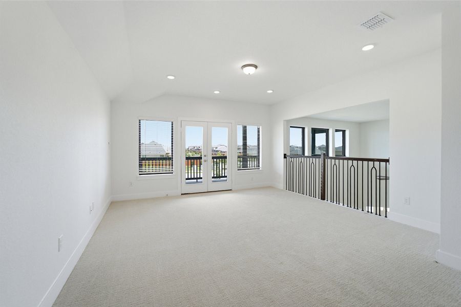 Spacious, unfurnished interior of a new home in Sunfield, Buda (Image 34). Spacious, unfurnished interior of a new home in Sunfield, Buda (Image 34).