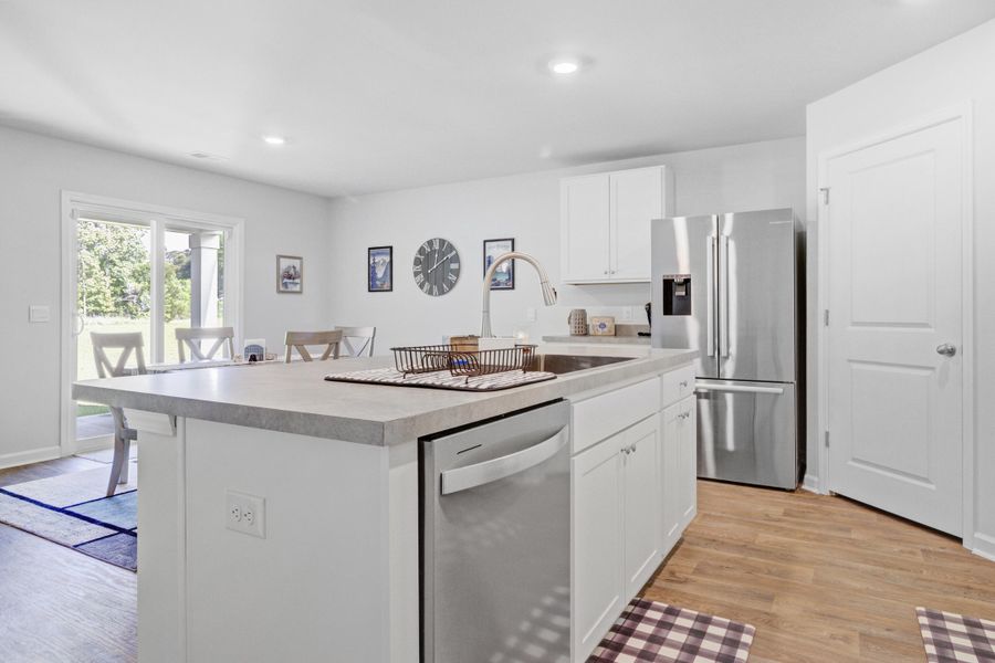 Furnished interior view inside a new home in Stone Ridge, Moncks Corner (Image 7). Furnished interior view inside a new home in Stone Ridge, Moncks Corner (Image 7).
