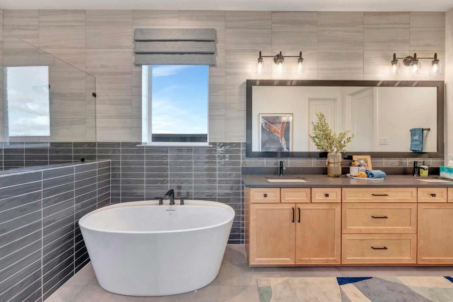 The Begonia - Owner's Bath