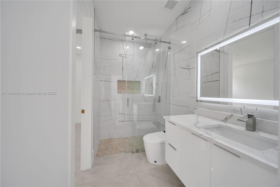 Furnished interior view inside a new home in , Lehigh Acres (Image 11). Furnished interior view inside a new home in , Lehigh Acres (Image 11).