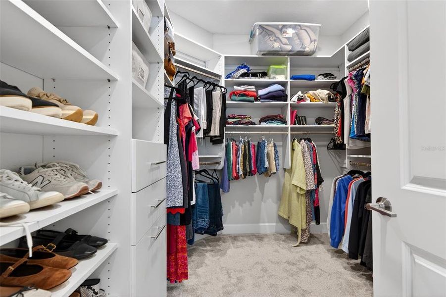 Image 75 of a home in .