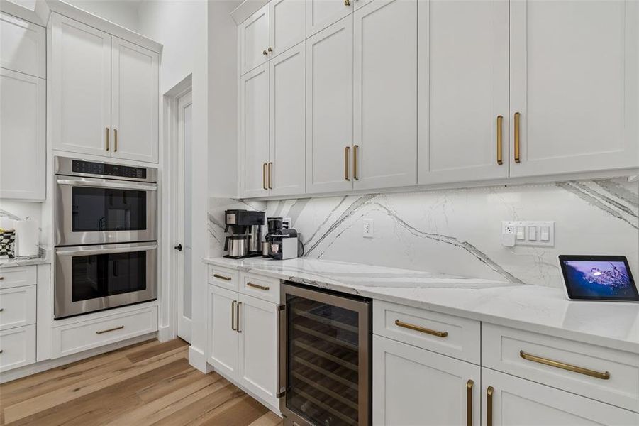 Furnished interior view inside a new home in , Tampa (Image 36). Furnished interior view inside a new home in , Tampa (Image 36).