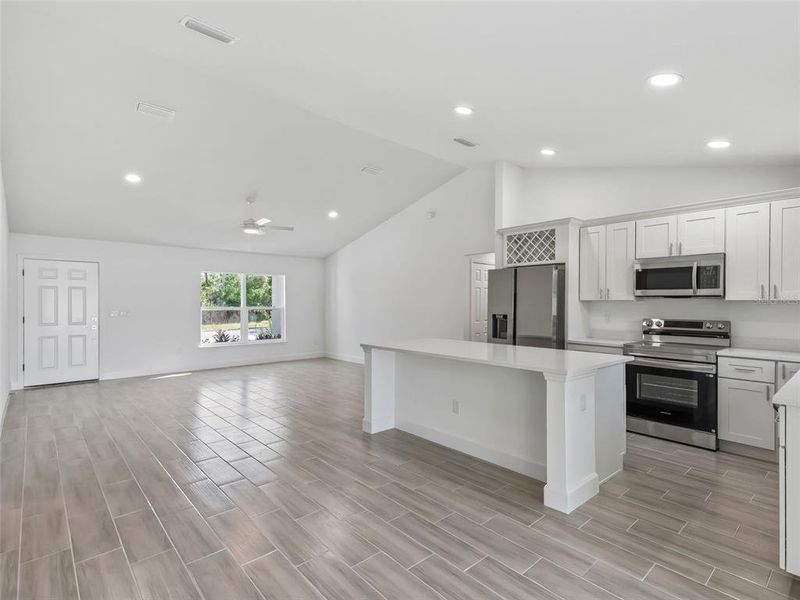 Furnished interior view inside a new home in , Ocala (Image 5).