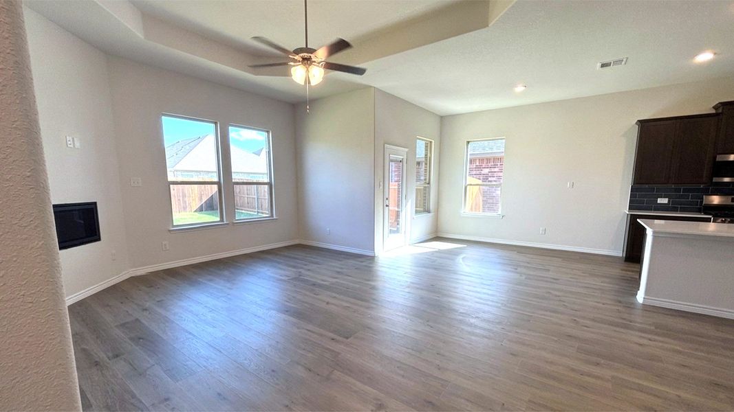 Spacious, unfurnished interior of a new home in Lakewood Trails, Forney (Image 15). Spacious, unfurnished interior of a new home in Lakewood Trails, Forney (Image 15).
