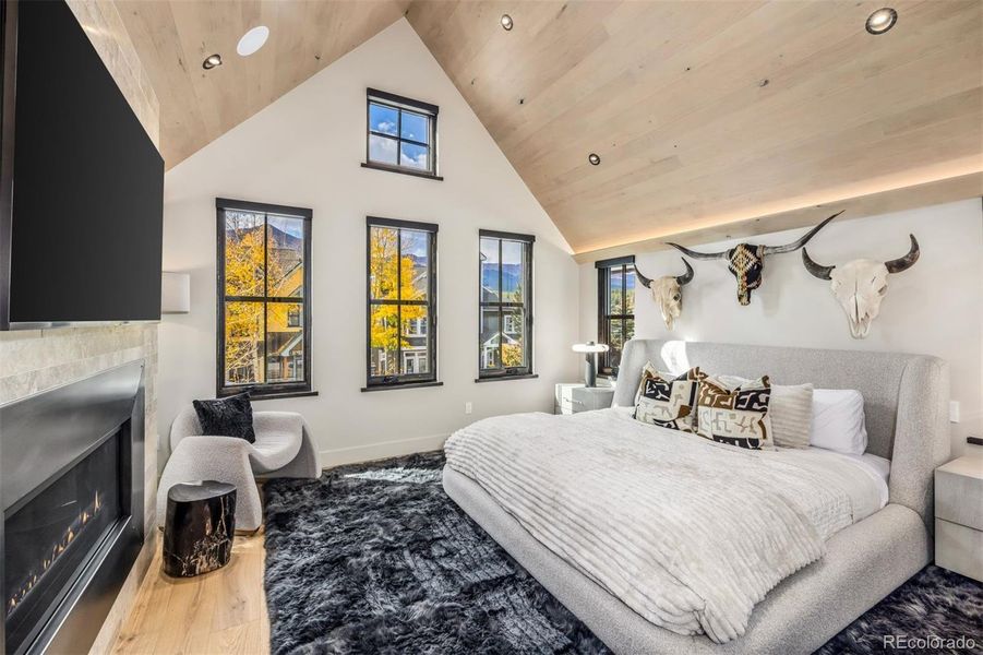 Furnished interior view inside a new home in , Breckenridge (Image 24).