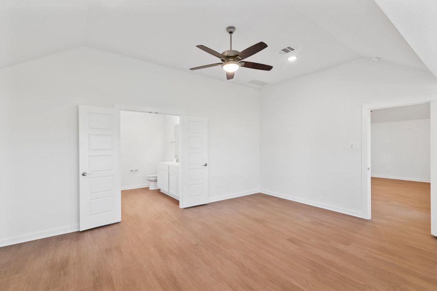 Spacious, unfurnished interior of a new home in Moran Ranch, Willis (Image 11). Spacious, unfurnished interior of a new home in Moran Ranch, Willis (Image 11).
