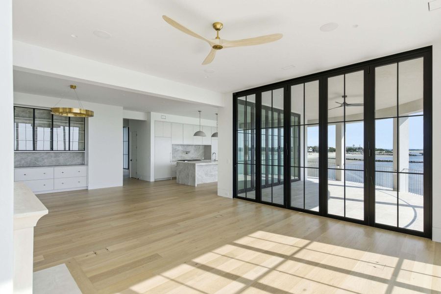 Spacious, unfurnished interior of a new home in , Sullivan's Island (Image 30).