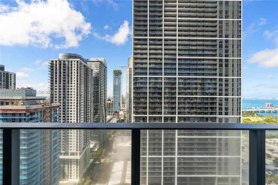 Condo located in Miami, FL showcasing its design and architecture (Image 24). Condo located in Miami, FL showcasing its design and architecture (Image 24).