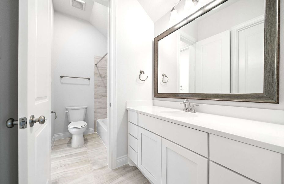 Representative furnished interior of a home built from the 2909AU by Ravenna Homes in Audubon 60′, Magnolia (Image 17).