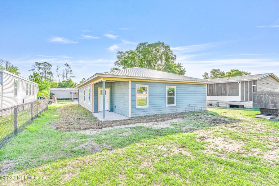 Exterior details and patio area of a home in , Satsuma (Image 3).