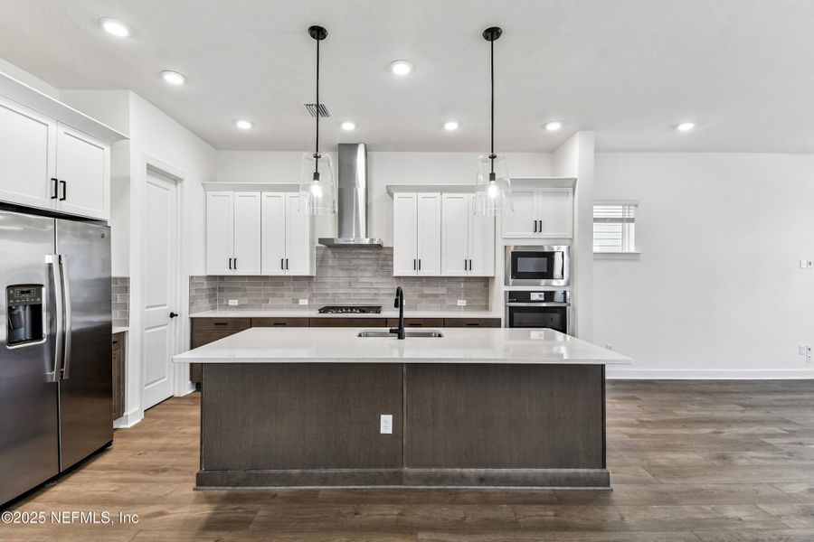 Furnished interior view inside a new home in Granville at eTown 34', Jacksonville (Image 4).