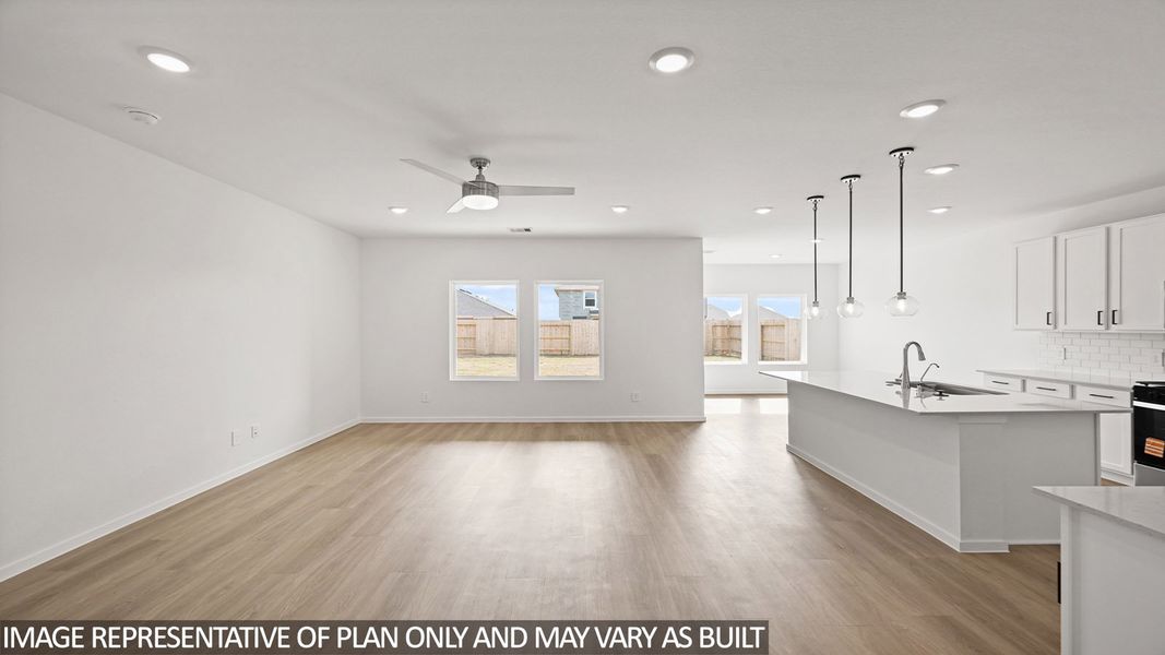 Spacious, unfurnished interior of a new home in Sunterra, Katy (Image 11).