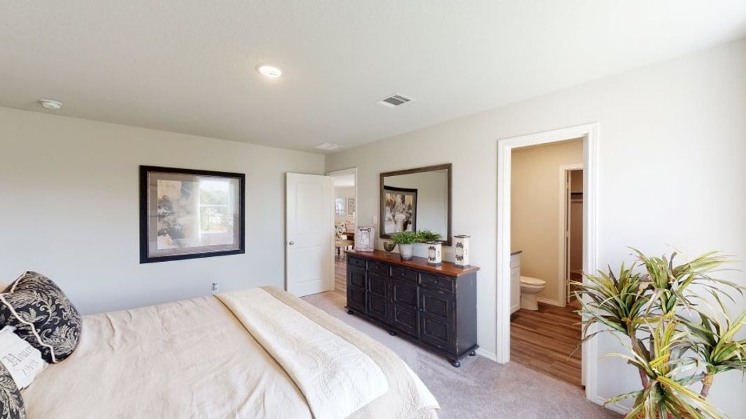 Image 7 of a home in Northeast Crossing: Cottage Collections.