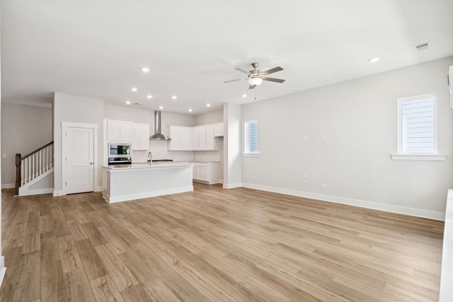 Spacious, unfurnished interior of a new home in Nexton – Midtown – The Garden Collection, Summerville (Image 15). Spacious, unfurnished interior of a new home in Nexton – Midtown – The Garden Collection, Summerville (Image 15).