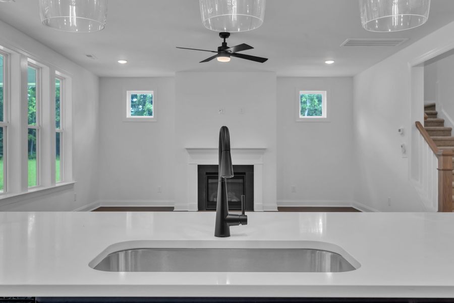 Representative interior finishes for a home built from the The Hampton by RobuckHomes in Kennebec Crossing, Angier (Image 25). Representative interior finishes for a home built from the The Hampton by RobuckHomes in Kennebec Crossing, Angier (Image 25).
