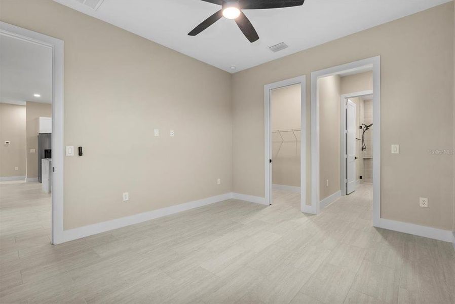 Spacious, unfurnished interior of a new home in , Port Charlotte (Image 16). Spacious, unfurnished interior of a new home in , Port Charlotte (Image 16).