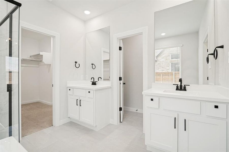 Furnished interior view inside a new home in , Mesquite (Image 9).