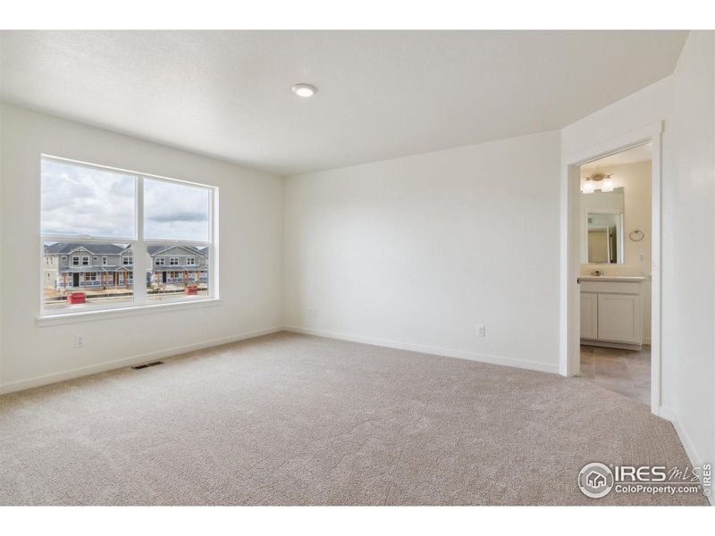 Spacious, unfurnished interior of a new home in Ridge at Johnstown, Johnstown (Image 16). Spacious, unfurnished interior of a new home in Ridge at Johnstown, Johnstown (Image 16).