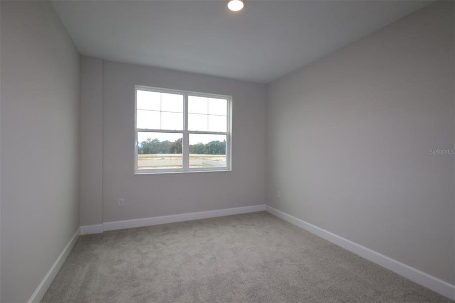 Spacious, unfurnished interior of a new home in Willow Run, Apopka (Image 15).
