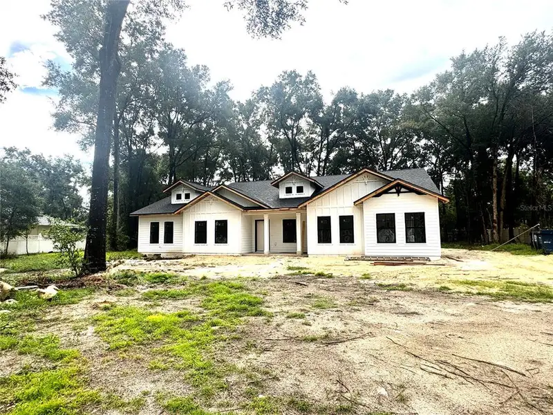 Image 21 of a home in .