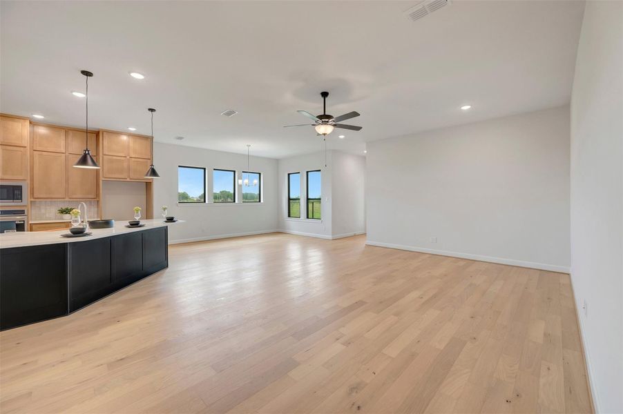 Spacious, unfurnished interior of a new home in , Richmond (Image 27).