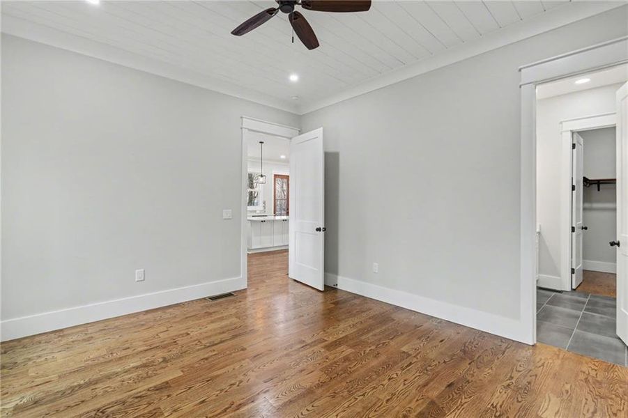 Spacious, unfurnished interior of a new home in , Clayton (Image 22).