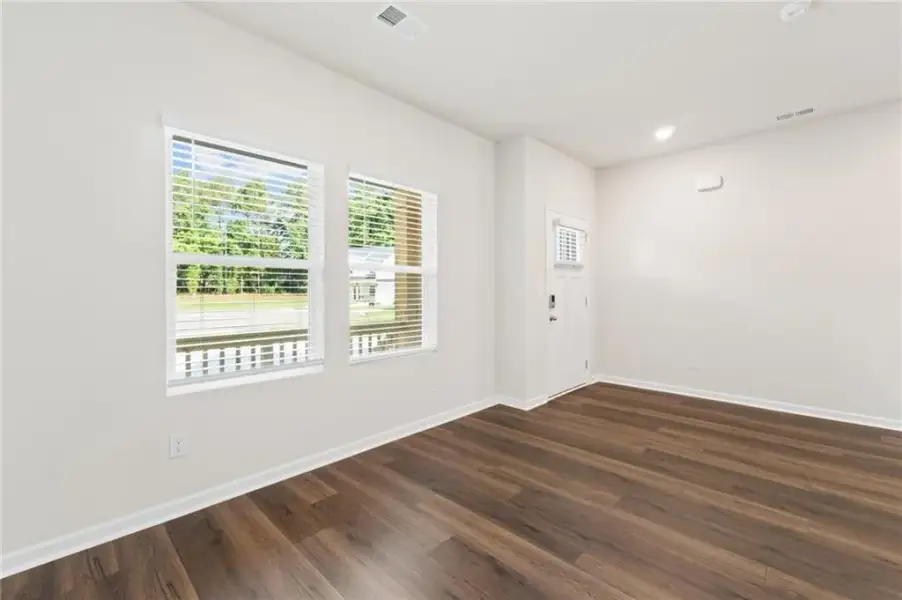 Spacious, unfurnished interior of a new home in Millstone Manor, Conyers (Image 11). Spacious, unfurnished interior of a new home in Millstone Manor, Conyers (Image 11).