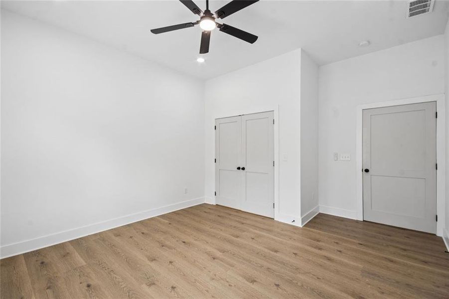 Spacious, unfurnished interior of a new home in , Atlanta (Image 39).