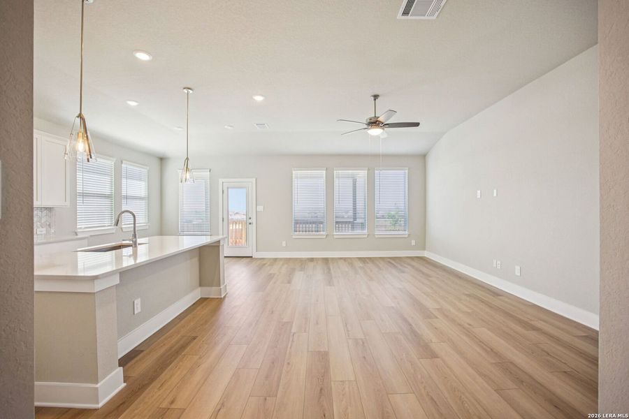 Spacious, unfurnished interior of a new home in Sagebrooke - Classic Series, San Antonio (Image 21).