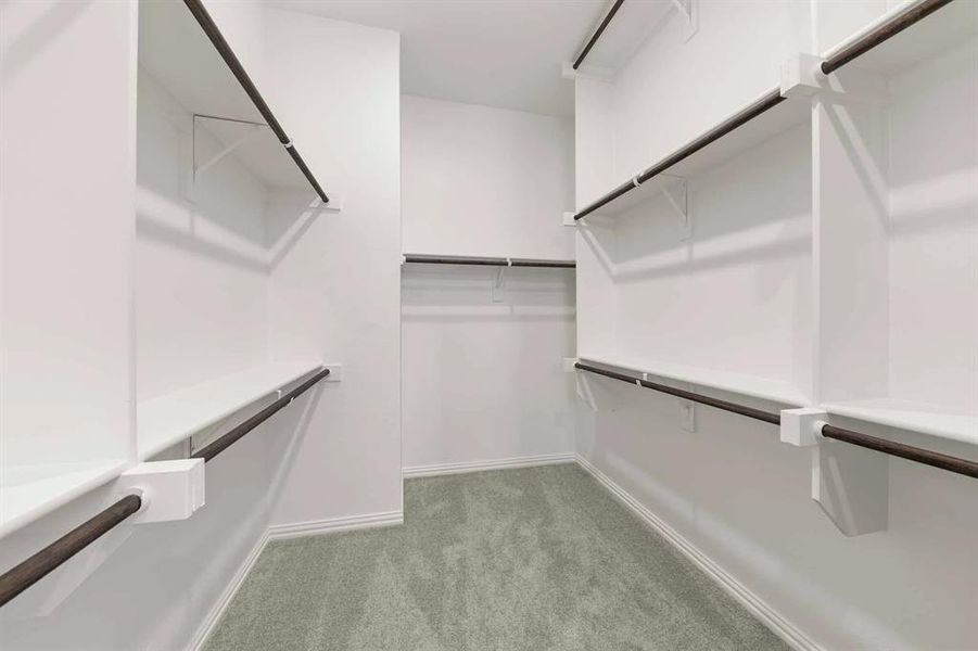 Spacious, unfurnished interior of a new home in Inspiration, Lucas (Image 14).